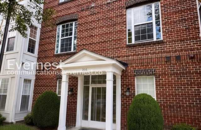 701 Cobblestone Boulevard