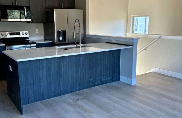 Charming 1-Bed/1-Bath Apartment