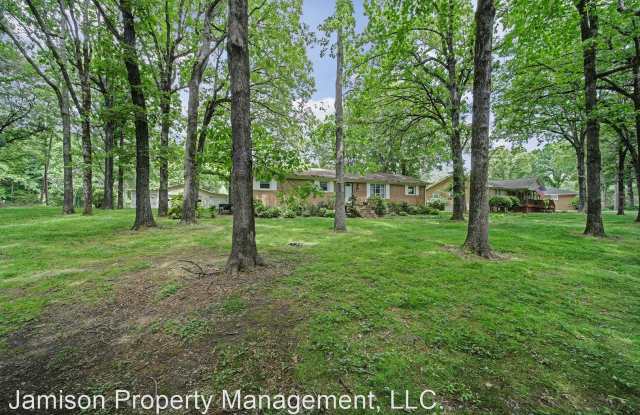 113 Cherokee Lane