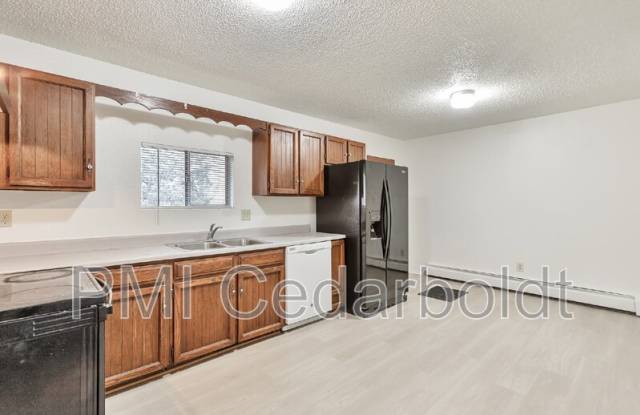 7081 E 66th Pl