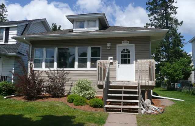 1909 Garden Street - Available June 1st!