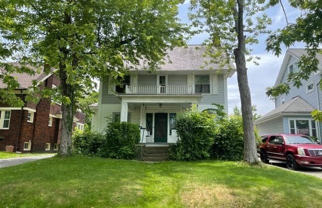 3326 Beechwood Ave - 3326 Beechwood Avenue, Cleveland Heights, OH 44118