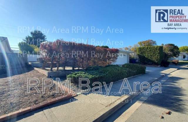 1119 Ridgewood Dr