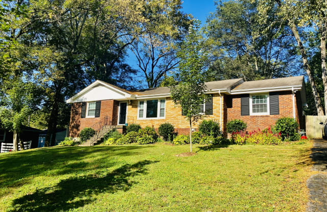 2912 Donna Hill Dr - 2912 Donna Hill Drive, Nashville, TN 37214