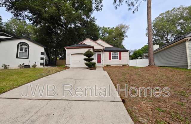 Photo of 1110 Radis Pl