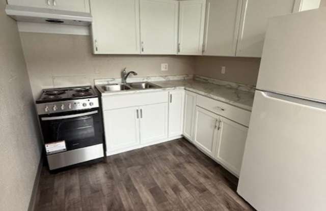 Maplewood Apartments