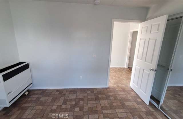 1638 N Alexandria Avenue