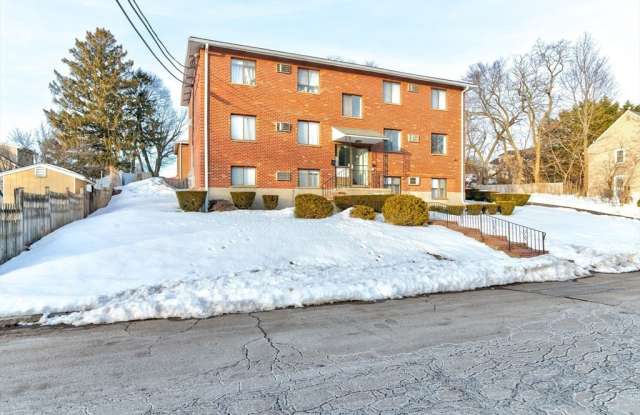 72 Martensen St unit: 2