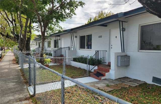 400 SW 21st Ave