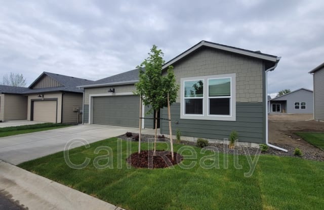 5910 W Georgetown Ln - 5910 Georgetown Lane, Spokane, WA 99208