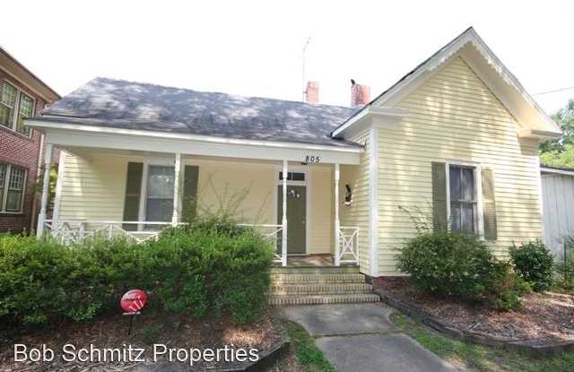 805 Buchanan Blvd