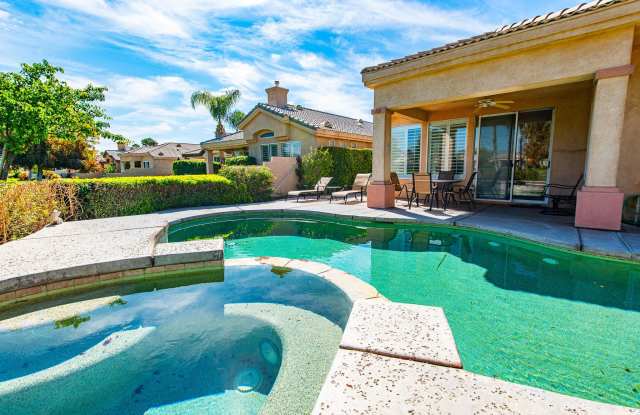 29488 W Laguna Drive