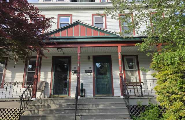 Photo of 26 Lafayette Avenue
