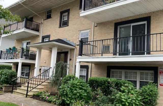 Photo of 402 Sixth Avenue