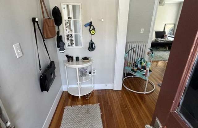 4114 Washington St unit: 3