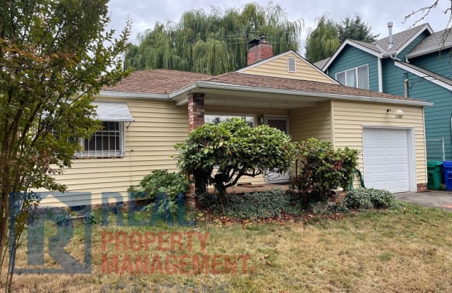 2601 N Halleck St - 2601 North Halleck Street, Portland, OR 97217