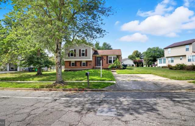 Photo of 10748 HOLLAWAY Drive