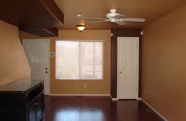 7956 Antelope Valley Point