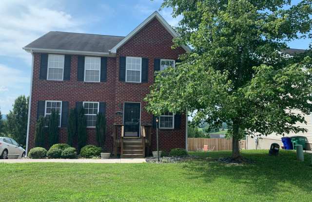 3 Bedroom 3.5 Bath House