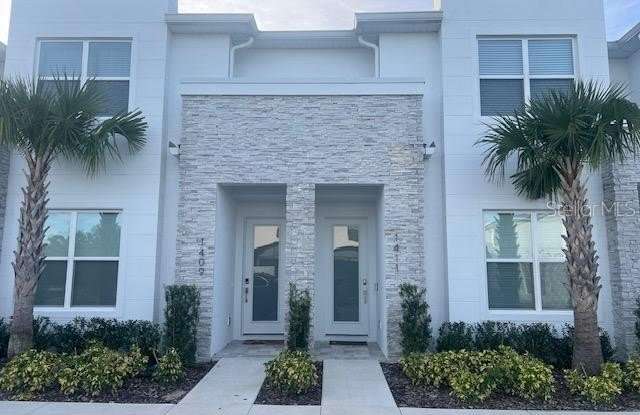 1411 SERENDIPITY LANE