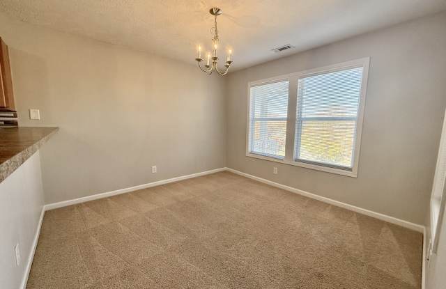 1006-17 Brookhollow Drive