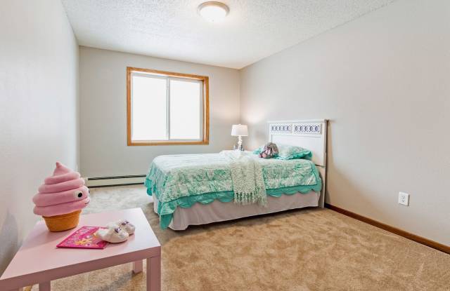 Legacy Pointe Apartments