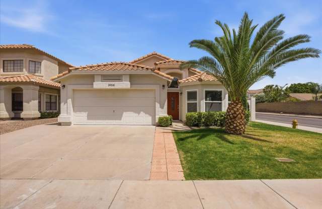 5958 E Kelton Lane
