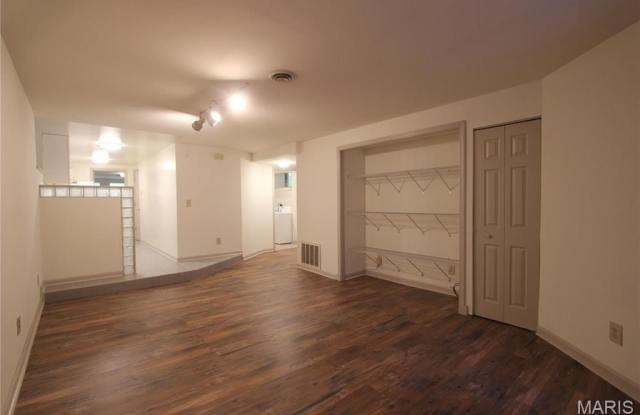 3809 Shenandoah Avenue