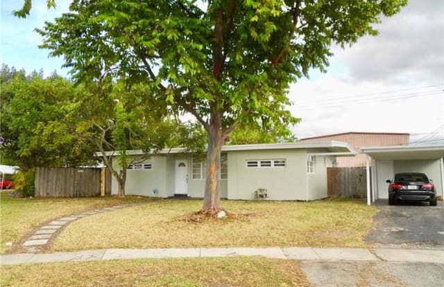 5801 NW 18TH CT - 5801 Northwest 18th Court, Margate, FL 33063