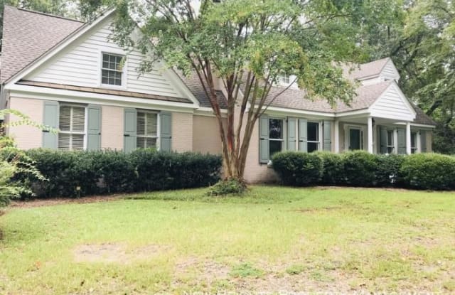 130 Middle St - 130 Middle Street, Mount Pleasant, SC 29464