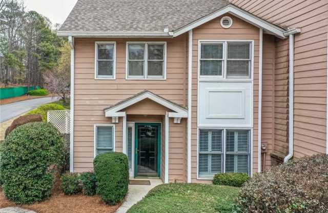 186 Peachtree Hollow Court