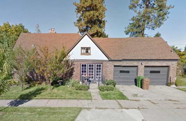 Photo of Stunning South Hill Home