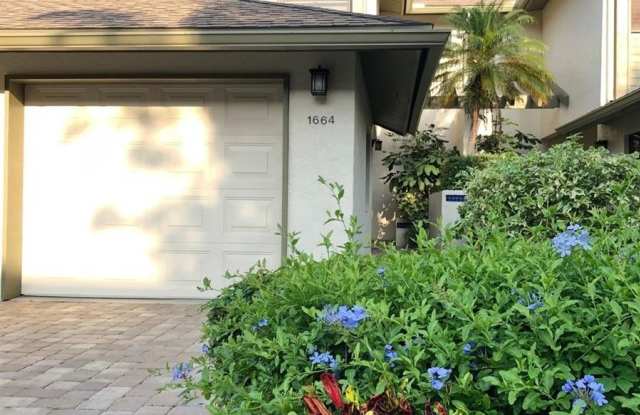 1664 STARLING Drive