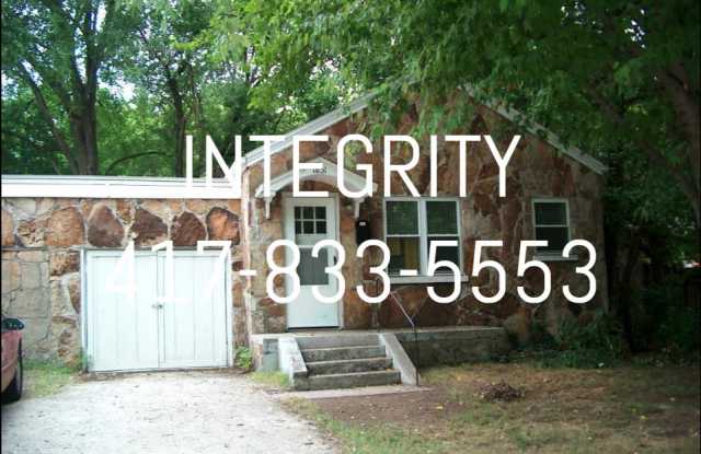 Photo of 1851 North Johnston Avenue