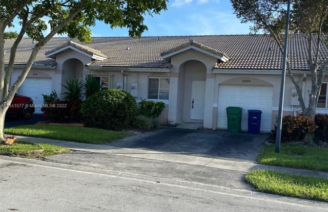 11324 SW 18th Ct - 11324 SW 18th Ct, Miramar, FL 33025