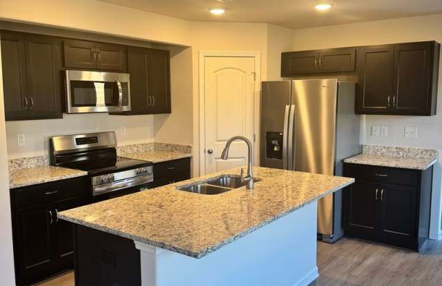 Spacious 5BR House in Shelby