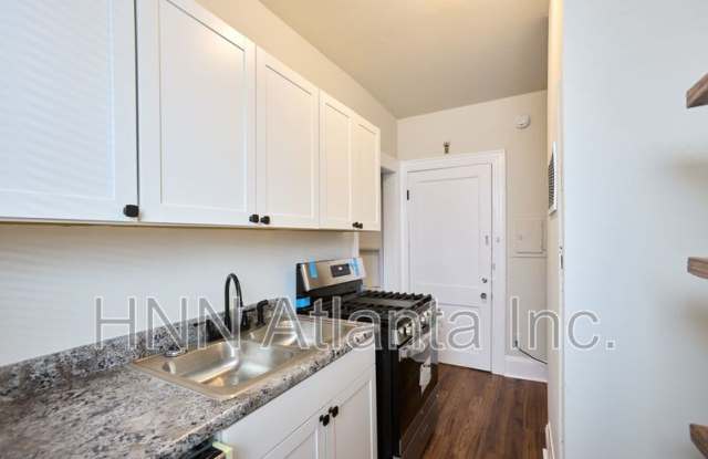 446 Seminole Ave, NE