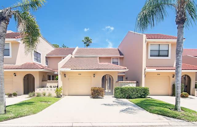 806 Windermere Way