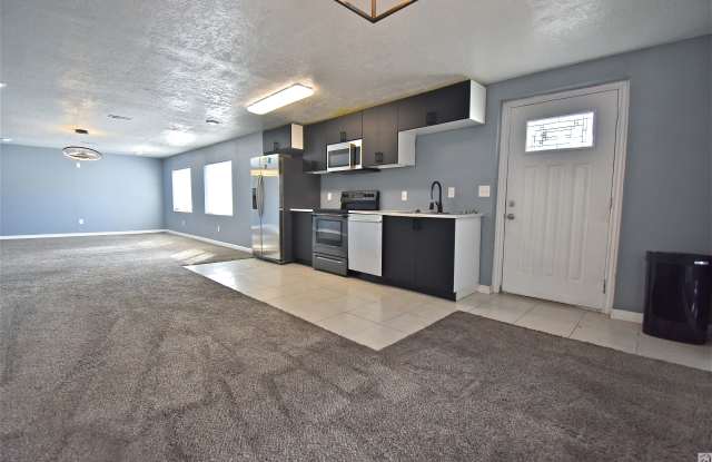 3547 W Biathlon Cir Bsmt UNIT