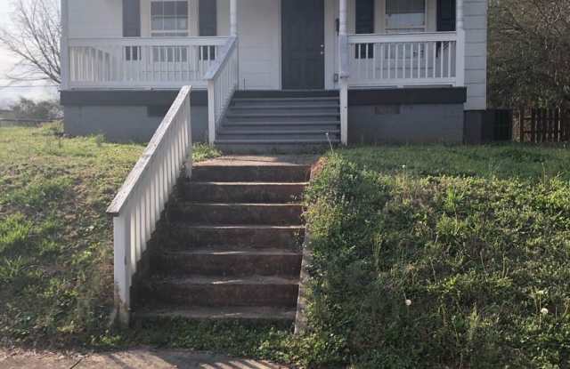 6 Graham Street