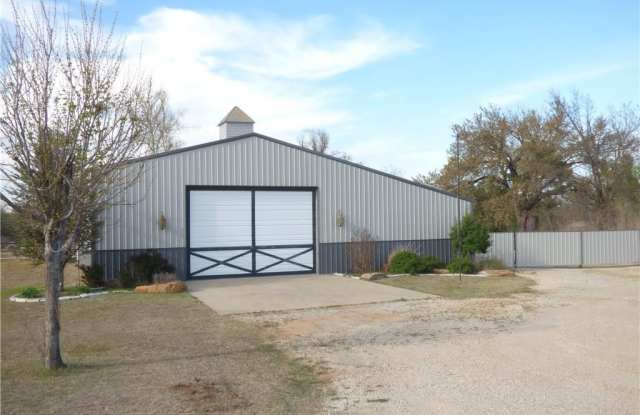 2404 Andrew Road