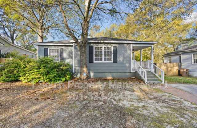 212 Pinehill Dr