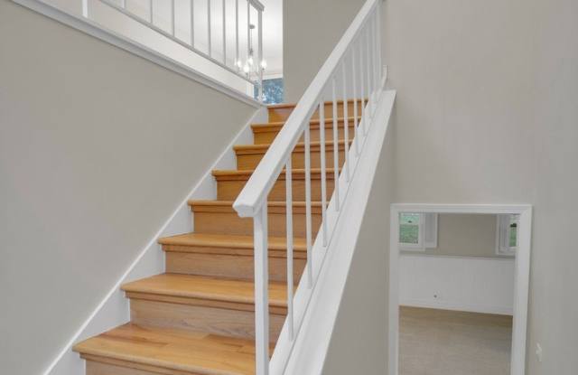 1105 Greensfield Drive