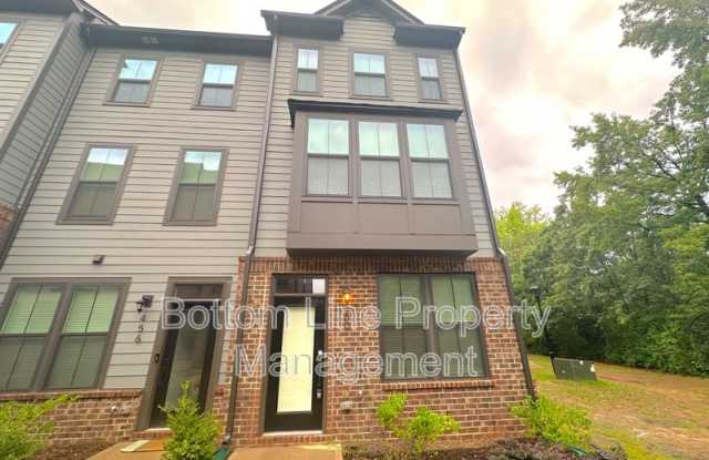 Photo of 460 Spearfield Ln