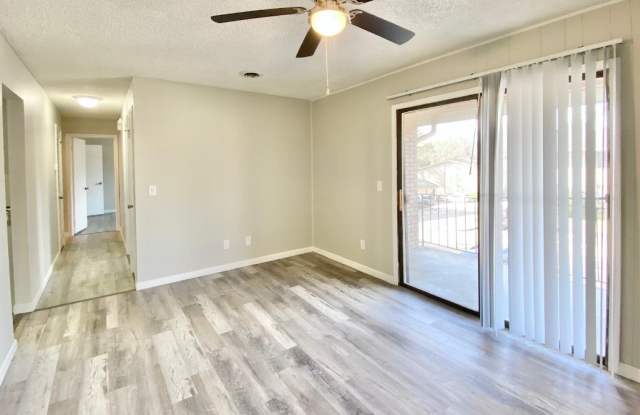 103 Thornwell Ct Apt G