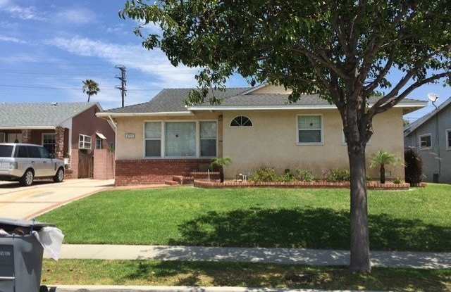 Photo of 4737 W 191st