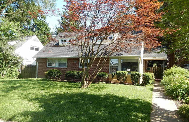 1812 BELVEDERE Boulevard