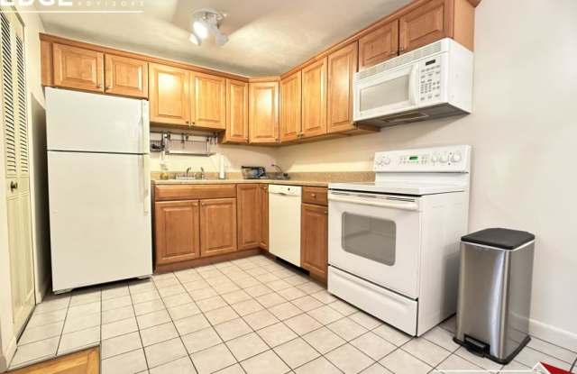 39 Englewood Ave.