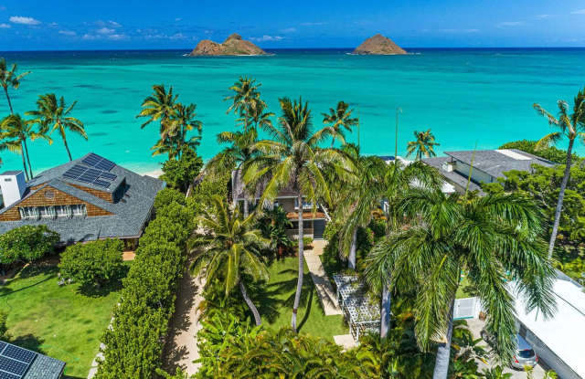 Secluded Beach w/Breathtaking Views and Crystal Clear Waters, Lanikai Seashore!