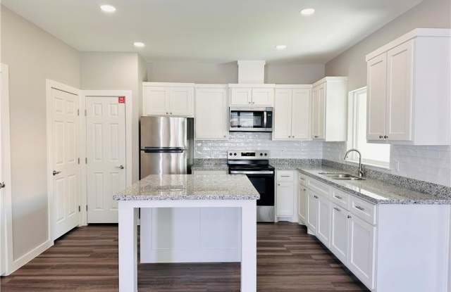 2400 E San Andrea Street